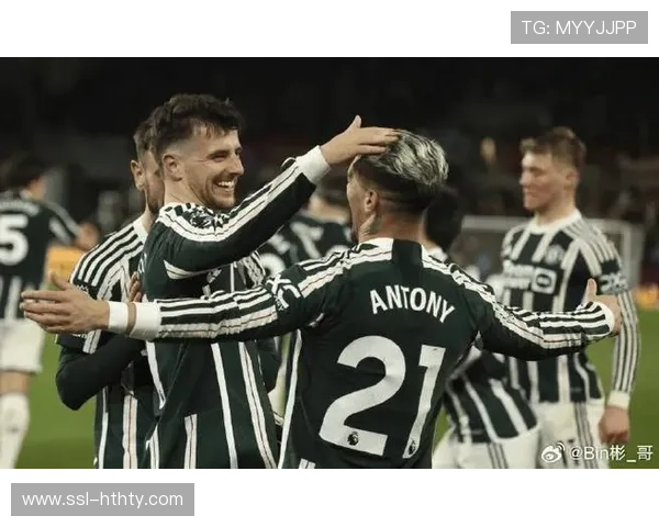 芒特凌空扫射破门,打入曼联第三球锁定胜局 芒特凌空扫射破门,打入曼联第三球锁定胜局