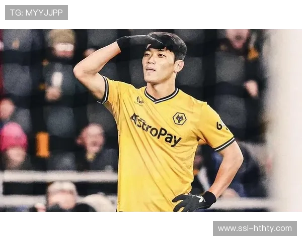 狼队主场3-0西汉姆联，韩国前锋黄喜灿传射建功